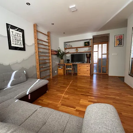 Appartamento Minimal Spišská Nová Ves