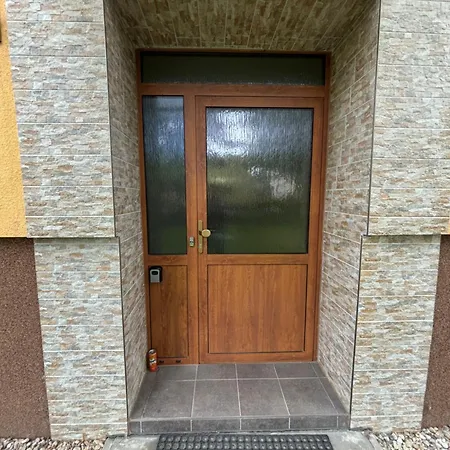 Minimal Спішська Нова Весь